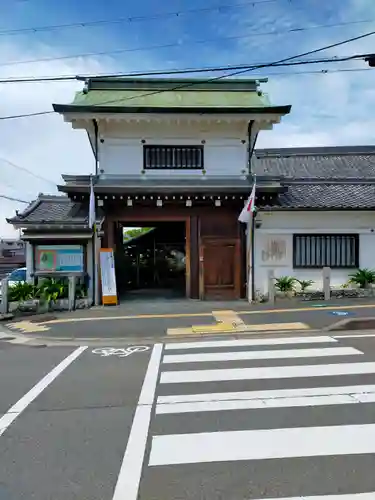 神路原神社の山門