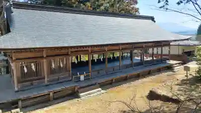 諏訪大社上社前宮の{uncategorized: "未分類", other: "その他", undefined: "問題あり", building: "その他建物", grave: "お墓", sacred_gate: "鳥居", guardian: "狛犬", statue: "像", buddha: "仏像", history: "歴史", nature: "自然", garden: "庭園", animal: "動物", pagoda: "塔", temizu: "手水舎", mountain_gate: "山門・神門", sanctuary: "本殿・本堂", subordinate: "末社・摂社", art: "芸術", scenery: "景色", jizo: "地蔵", ema: "絵馬", goshuin: "御朱印", omikuji: "おみくじ", items: "授与品その他", amulet: "お守り", goshuincho: "御朱印帳", eats: "食事", festival: "お祭り", votive_dance: "神楽", shichigosan: "七五三参", wedding: "結婚式", experience: "体験その他", initially: "初詣", around: "周辺", anti_infection: "感染症対策"}