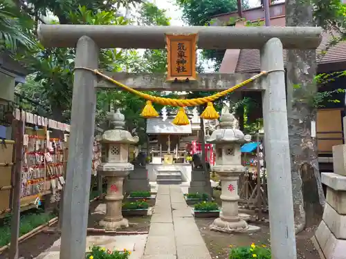 高円寺氷川神社の鳥居