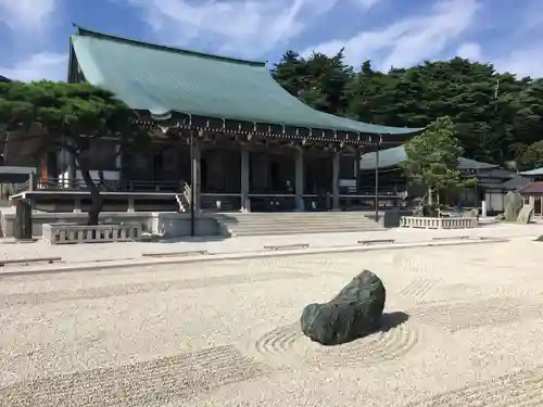 忉利天上寺の庭園