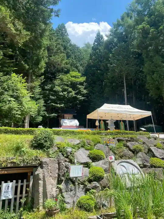 不二阿祖山太神宮(山梨県)