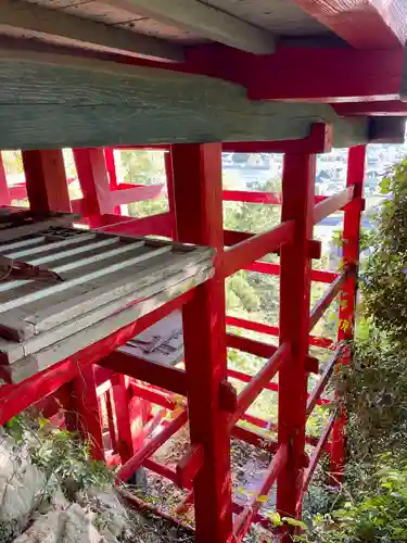 磯山弁財天の本殿・本堂