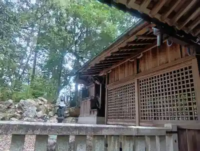 熊野神社の{uncategorized: "未分類", other: "その他", undefined: "問題あり", building: "その他建物", grave: "お墓", sacred_gate: "鳥居", guardian: "狛犬", statue: "像", buddha: "仏像", history: "歴史", nature: "自然", garden: "庭園", animal: "動物", pagoda: "塔", temizu: "手水舎", mountain_gate: "山門・神門", sanctuary: "本殿・本堂", subordinate: "末社・摂社", art: "芸術", scenery: "景色", jizo: "地蔵", ema: "絵馬", goshuin: "御朱印", omikuji: "おみくじ", items: "授与品その他", amulet: "お守り", goshuincho: "御朱印帳", eats: "食事", festival: "お祭り", votive_dance: "神楽", shichigosan: "七五三参", wedding: "結婚式", experience: "体験その他", initially: "初詣", around: "周辺", anti_infection: "感染症対策"}