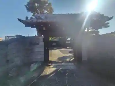 海雲寺の{uncategorized: "未分類", other: "その他", undefined: "問題あり", building: "その他建物", grave: "お墓", sacred_gate: "鳥居", guardian: "狛犬", statue: "像", buddha: "仏像", history: "歴史", nature: "自然", garden: "庭園", animal: "動物", pagoda: "塔", temizu: "手水舎", mountain_gate: "山門・神門", sanctuary: "本殿・本堂", subordinate: "末社・摂社", art: "芸術", scenery: "景色", jizo: "地蔵", ema: "絵馬", goshuin: "御朱印", omikuji: "おみくじ", items: "授与品その他", amulet: "お守り", goshuincho: "御朱印帳", eats: "食事", festival: "お祭り", votive_dance: "神楽", shichigosan: "七五三参", wedding: "結婚式", experience: "体験その他", initially: "初詣", around: "周辺", anti_infection: "感染症対策"}