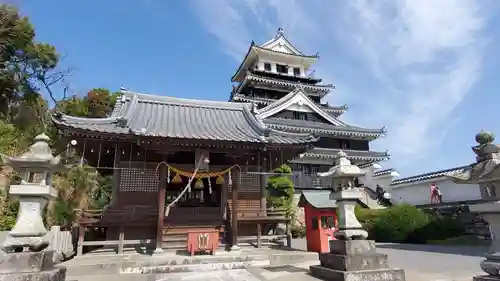 奥平神社の本殿・本堂