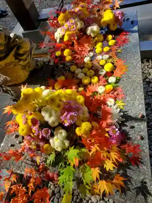 滑川神社 - 仕事と子どもの守り神の手水舎