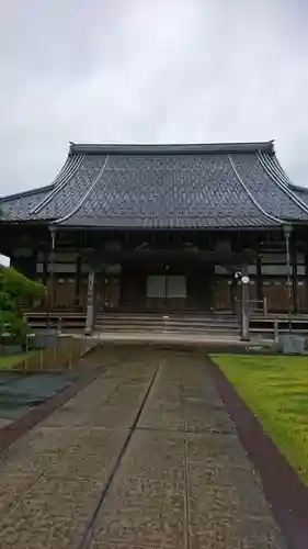 光行寺の本殿・本堂