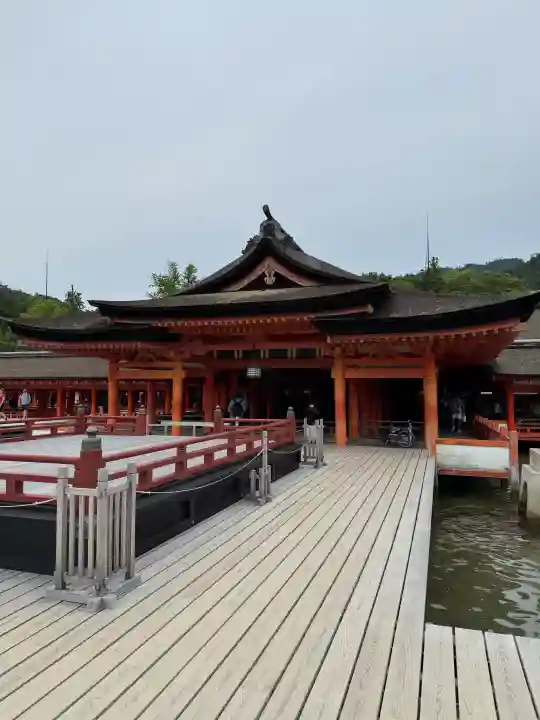 厳島神社(広島県)