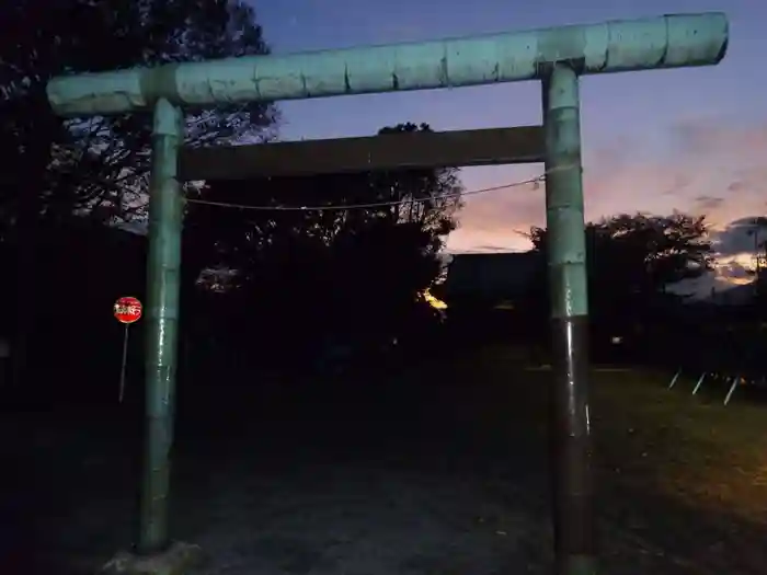 八幡神社の鳥居