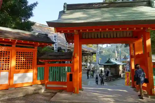 熊野那智大社の山門