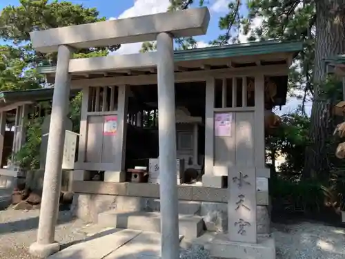 森戸大明神（森戸神社）の末社・摂社