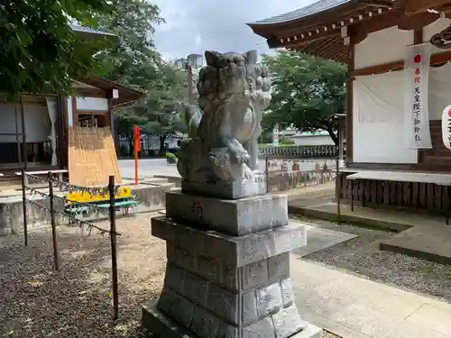 結城諏訪神社の狛犬