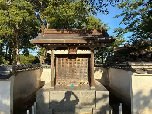 芝右衛門狸の祠(兵庫県)