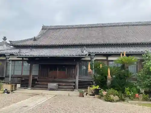 徳正寺の本殿・本堂