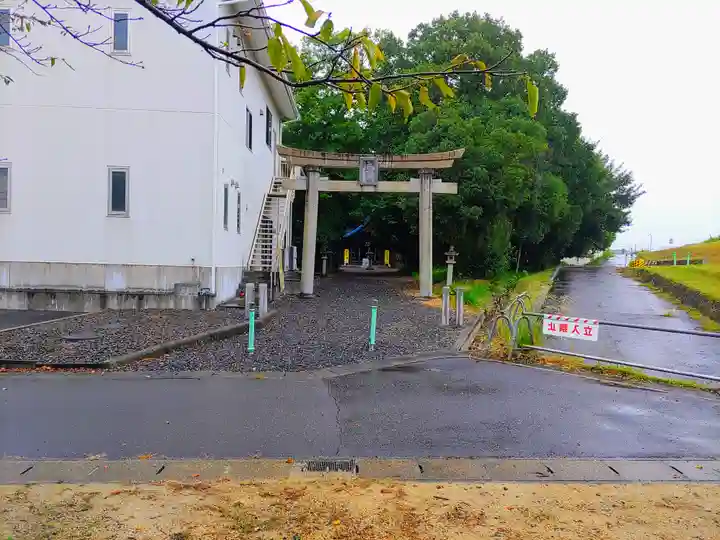 三明神社(神領町)のその他建物