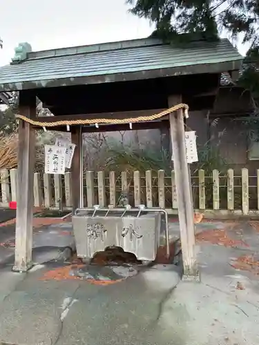 天神社・覚明堂（牛山町）の手水舎