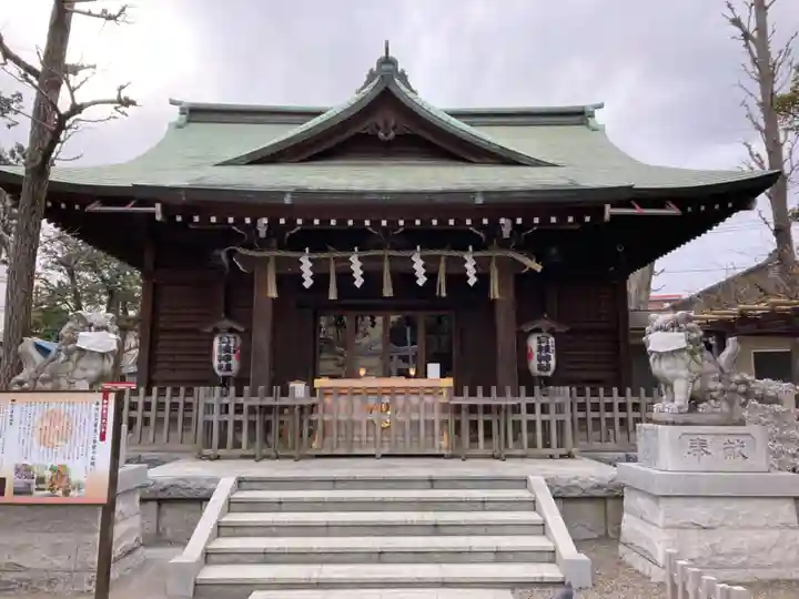 お三の宮日枝神社の山門・神門