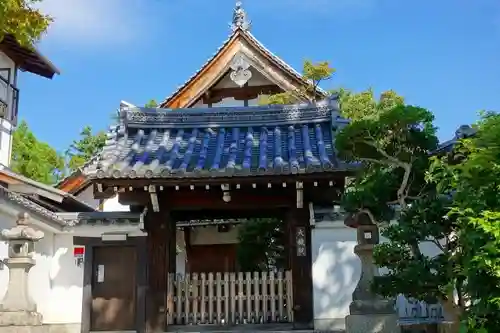 大機院の山門