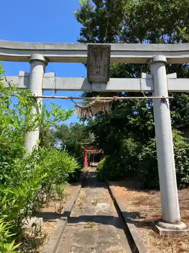 三宅神社の鳥居