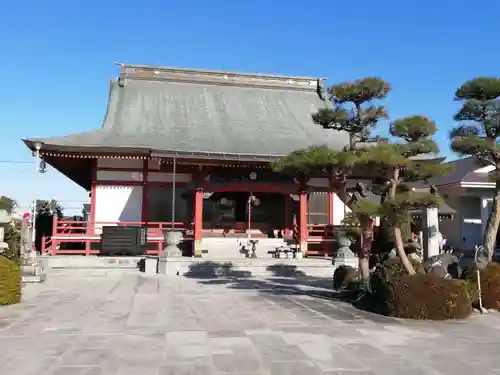 旦照山馬頭院観音寺の本殿