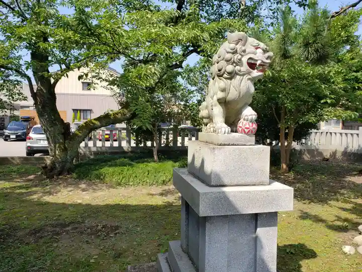 大坪神社の狛犬