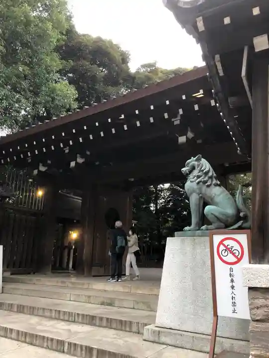 靖國神社の山門・神門
