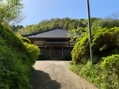 圓蔵寺の本殿・本堂