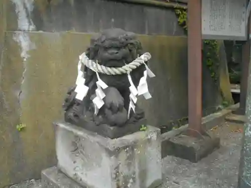 海南神社の狛犬