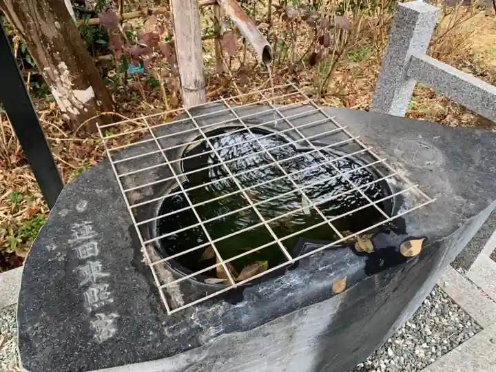 蓮田東照宮の手水舎