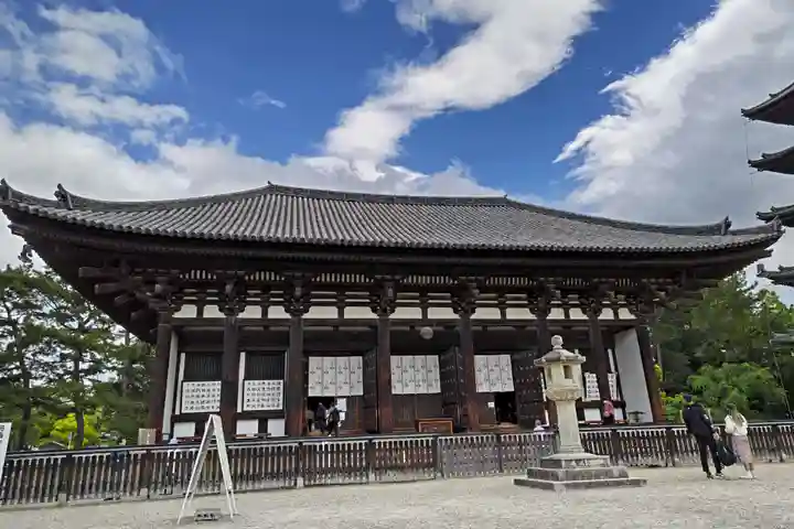 興福寺 東金堂(奈良県)