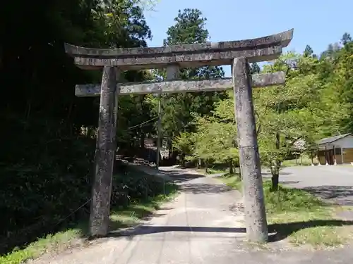 金屋子神社の鳥居