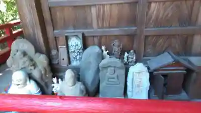 三柱神社の末社・摂社