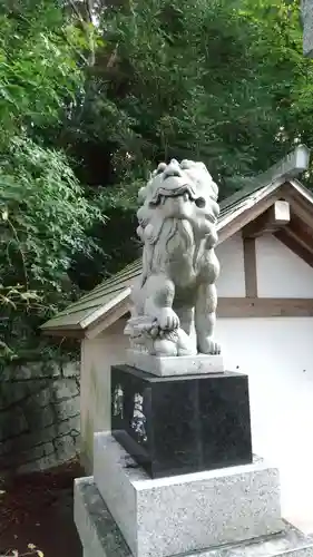 泉神社の狛犬