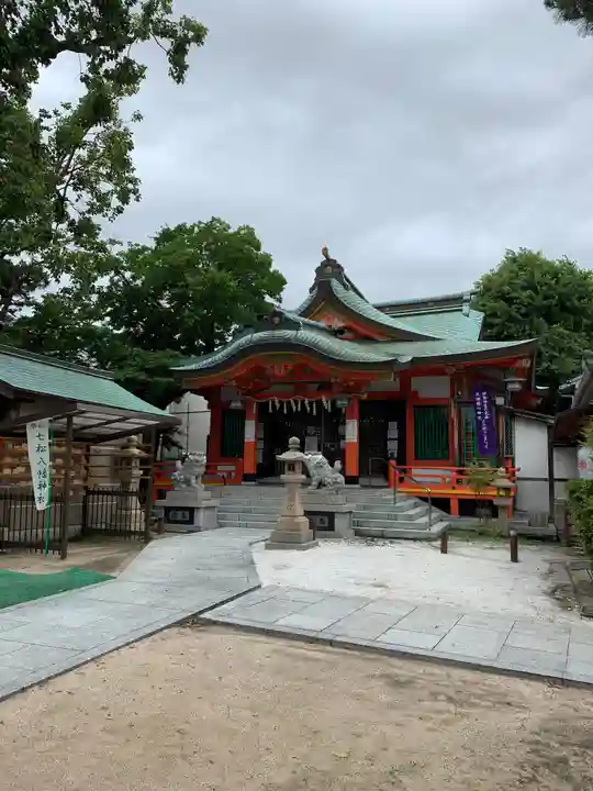 七松八幡神社の本殿・本堂