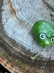 菱野健功神社の狛犬