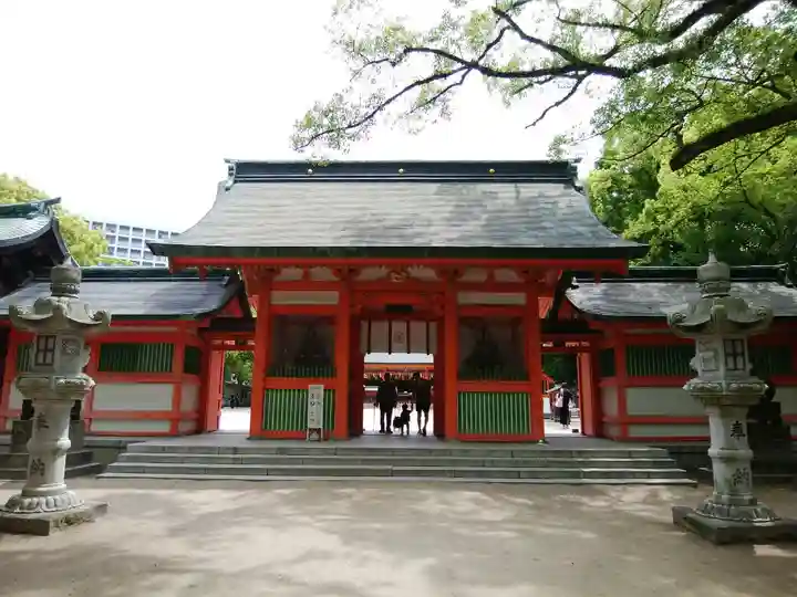 住吉神社の山門・神門