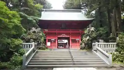 富士山東口本宮 冨士浅間神社の山門・神門