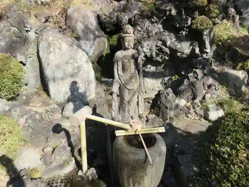 妻沼聖天山歓喜院の手水舎