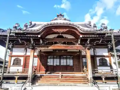 長光寺の本殿・本堂