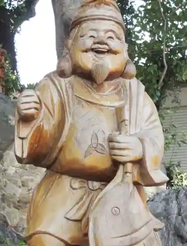 別小江神社の像