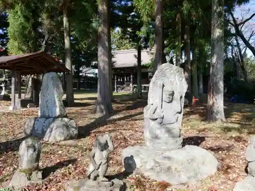 諏訪神社の建物その他