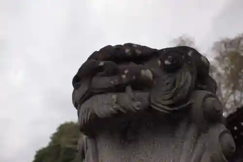 山八幡神社の狛犬