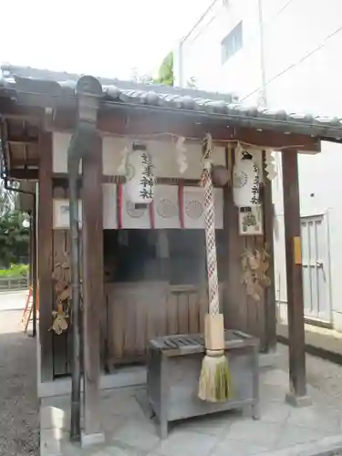 西院春日神社の末社