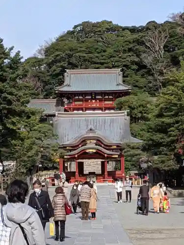 鶴岡八幡宮の山門