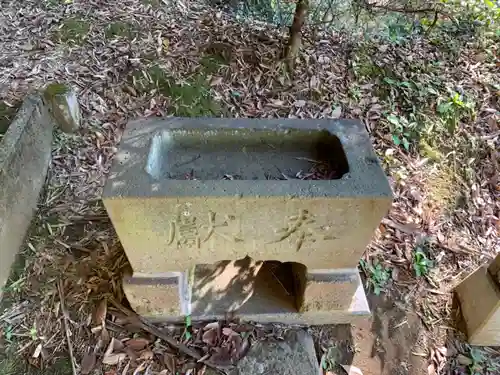 苗鹿神社の手水舎