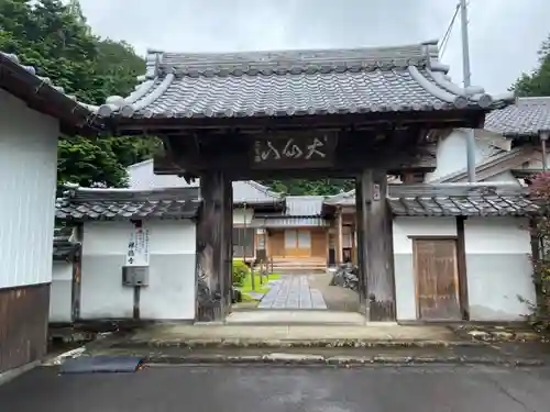 禅徳寺の山門