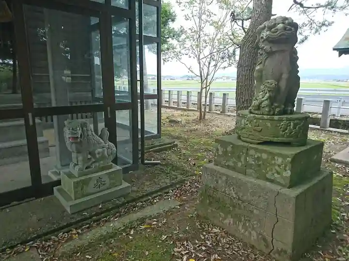 龍宮神社の狛犬