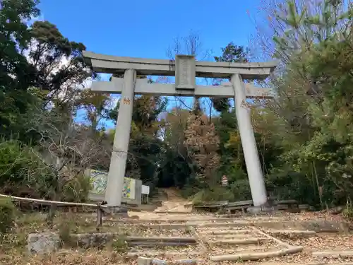 自玉手祭来酒解神社の鳥居