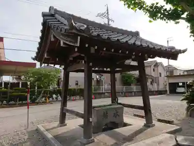 紫雲寺の手水舎