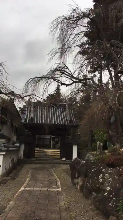 瀧水寺の山門・神門